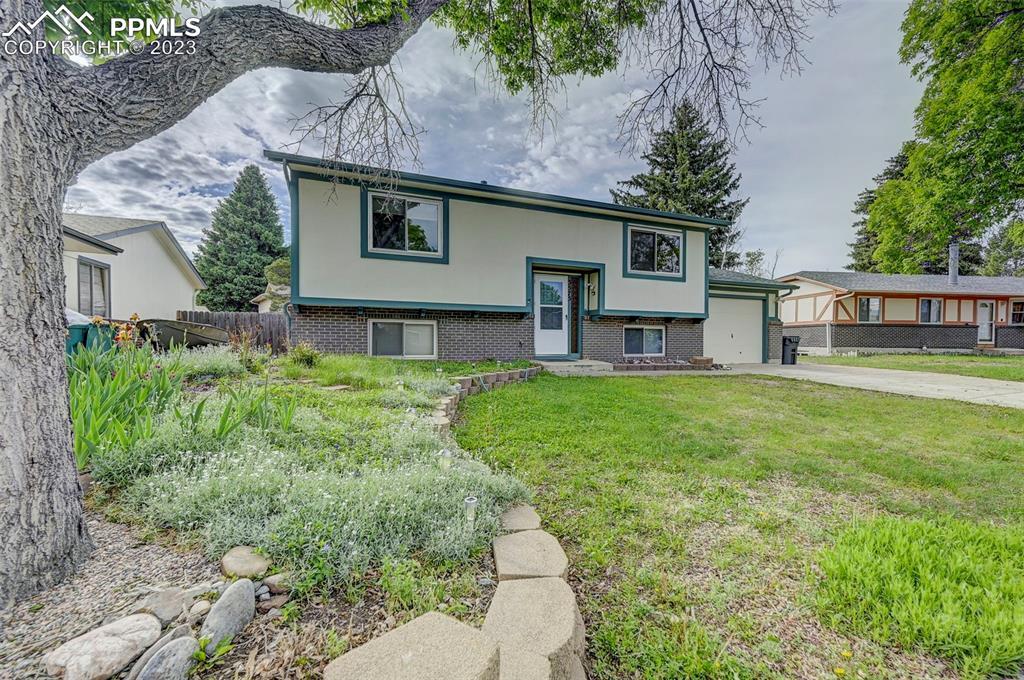 3575 Merriment Way, Colorado Springs, CO 80917