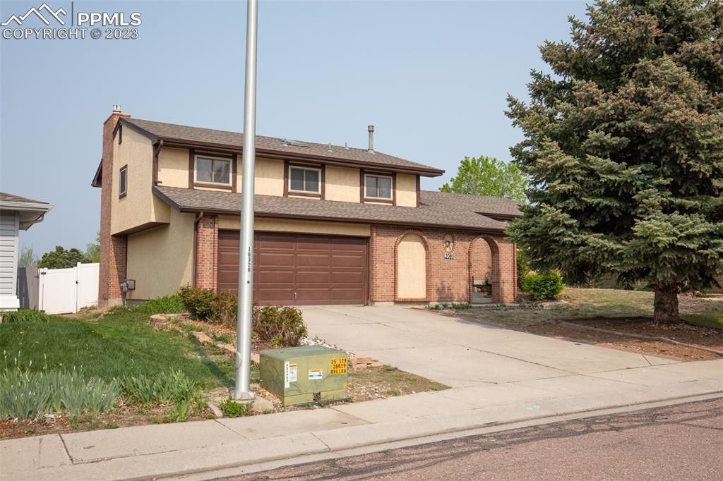 2080 Seven Arrow Dr., Colorado Springs, CO 80915