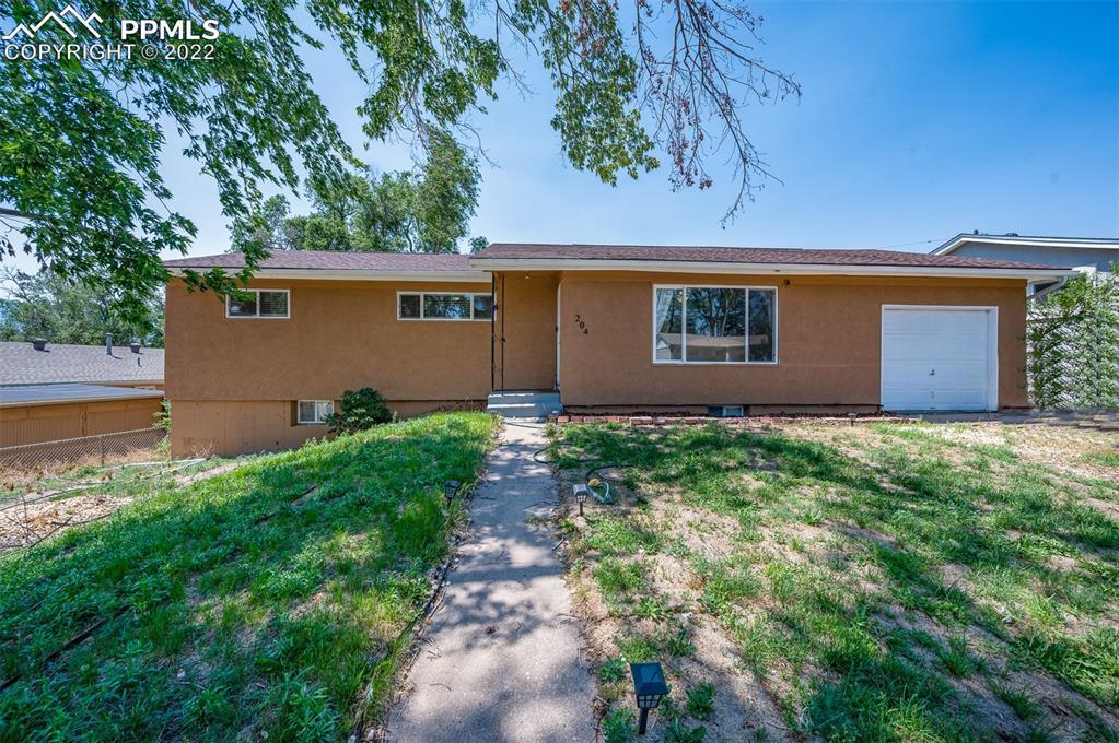 204 Davie Dr., Colorado Springs, CO 80911
