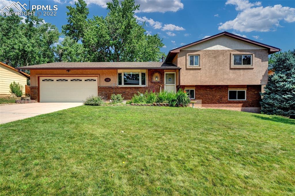 1348 Vondelpark Dr., Colorado Springs, CO 80907