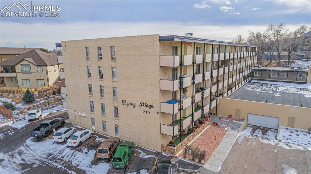 777 Saturn Dr. #411, Colorado Springs, CO 80905