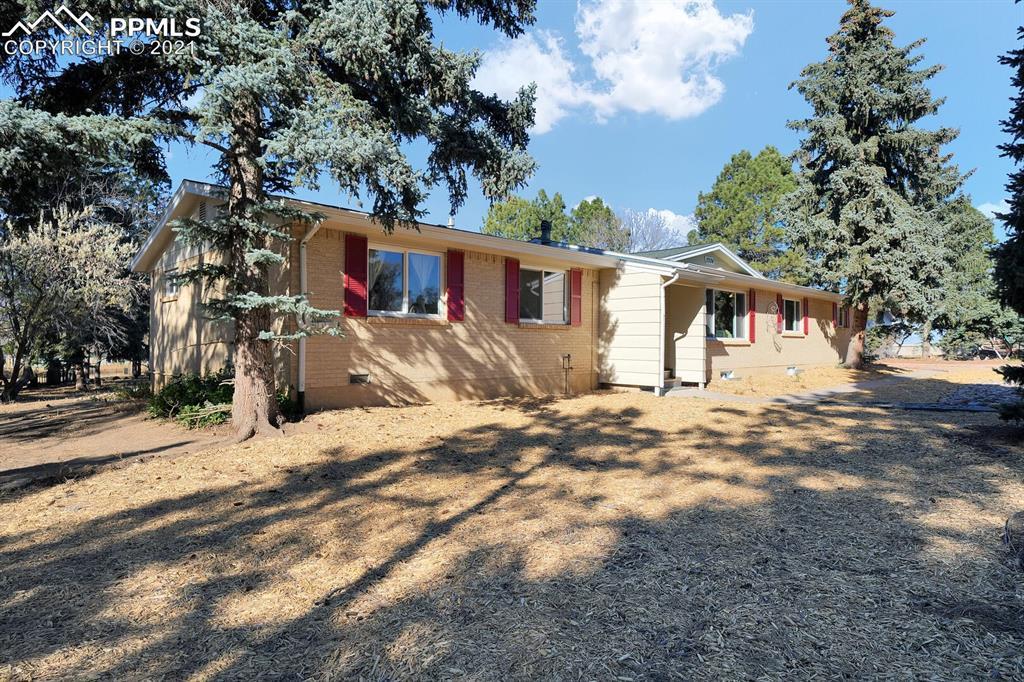 7374 Walker Dr., Colorado Springs, CO 80920