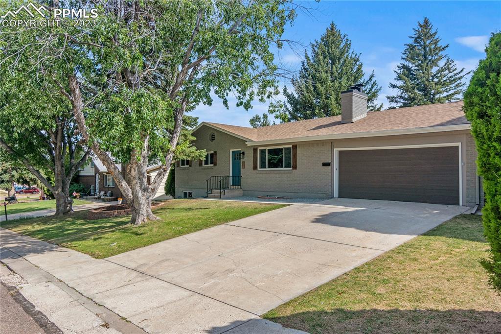 1411 Coronado Dr., Colorado Springs, CO 80910