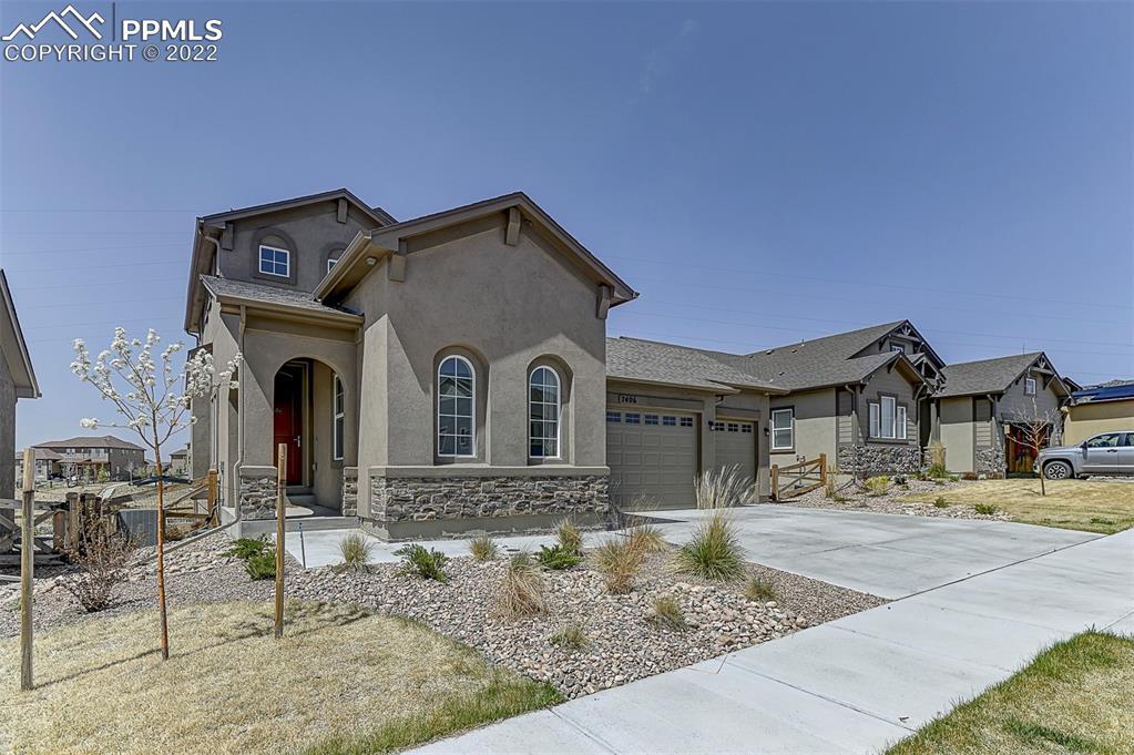 7406 Rim Bluff Ln., Colorado Springs, CO 80927