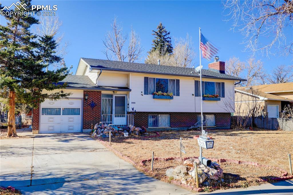 288 Dexter St., Colorado Springs, CO 80911
