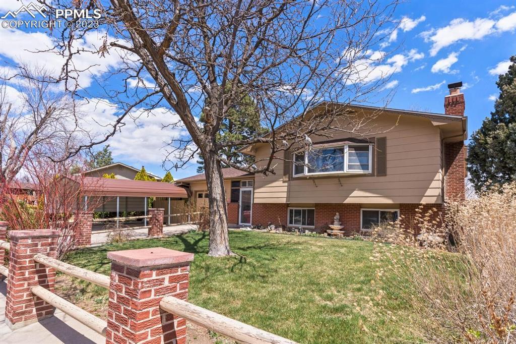 281 Dexter St., Colorado Springs, CO 80911