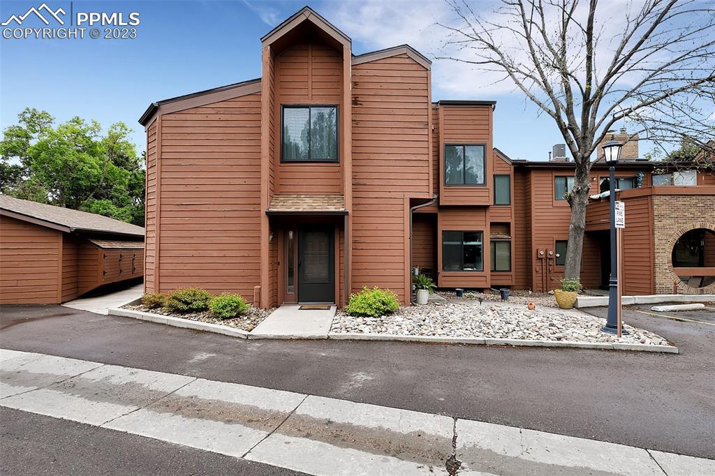 5062 Sunsuite Tr., Colorado Springs, CO 80917