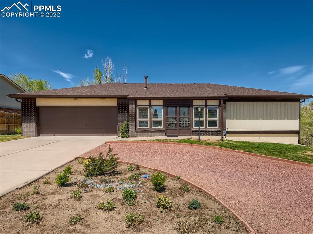 330 Catalina Dr., Colorado Springs, CO 80906