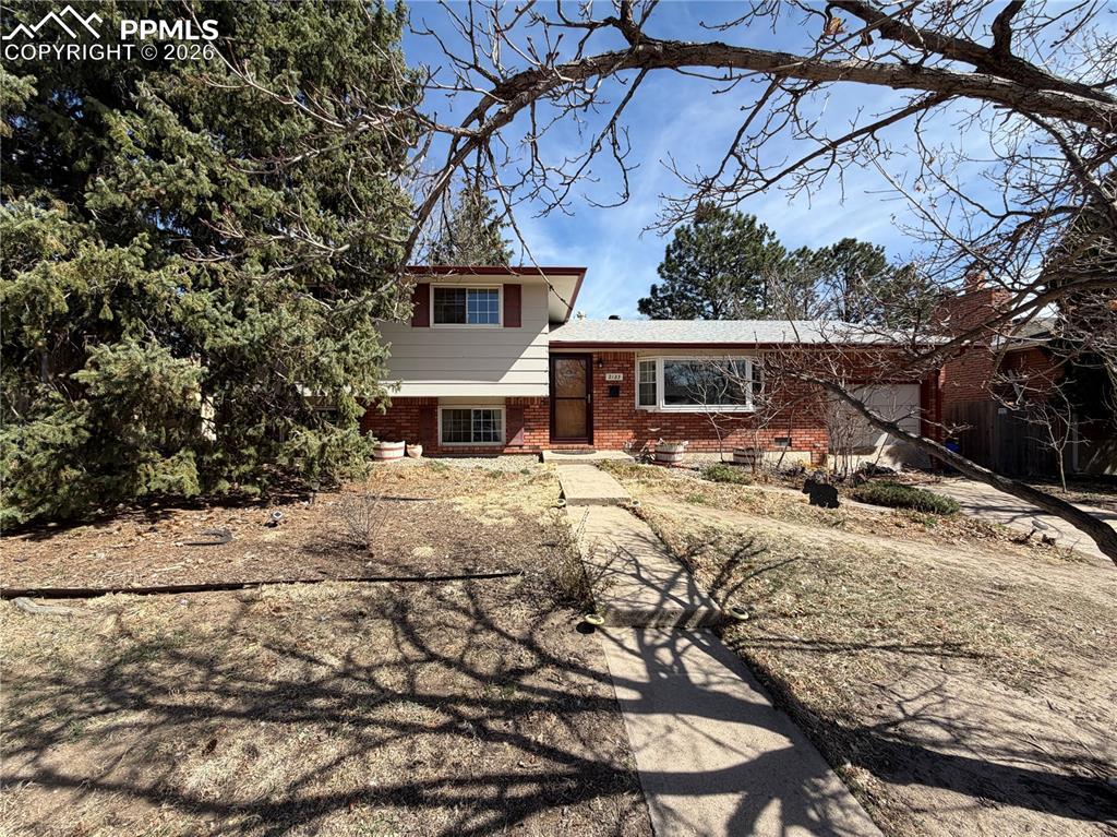 2123 Warwick Ln., Colorado Springs, CO 80909