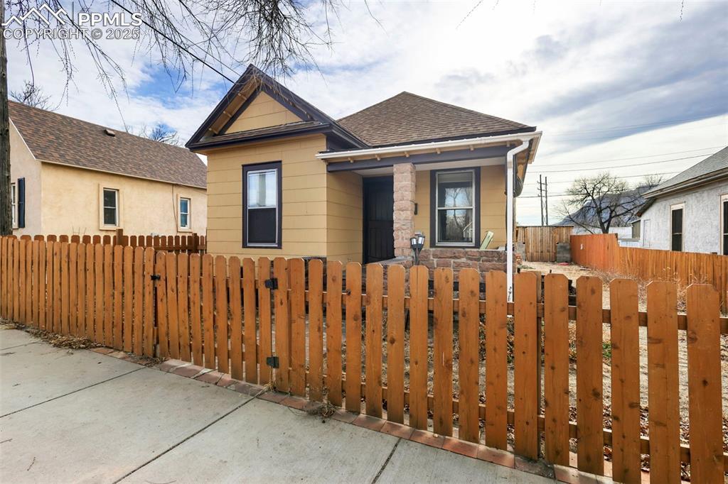 119 W Fountain Blvd., Colorado Springs, CO 80903