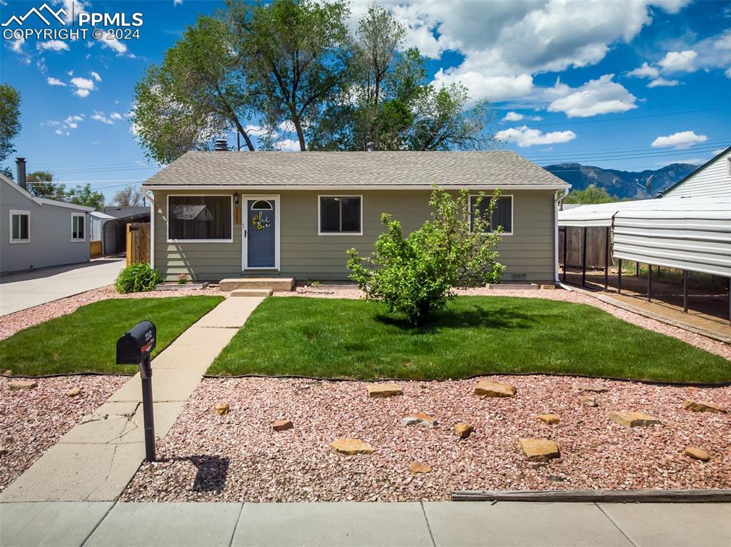2242 Ivanhoe Dr., Colorado Springs, CO 80911