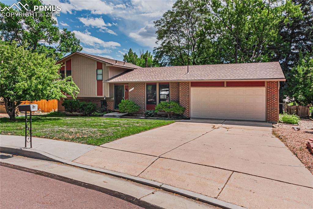5135 Flintridge Dr., Colorado Springs, CO 80918