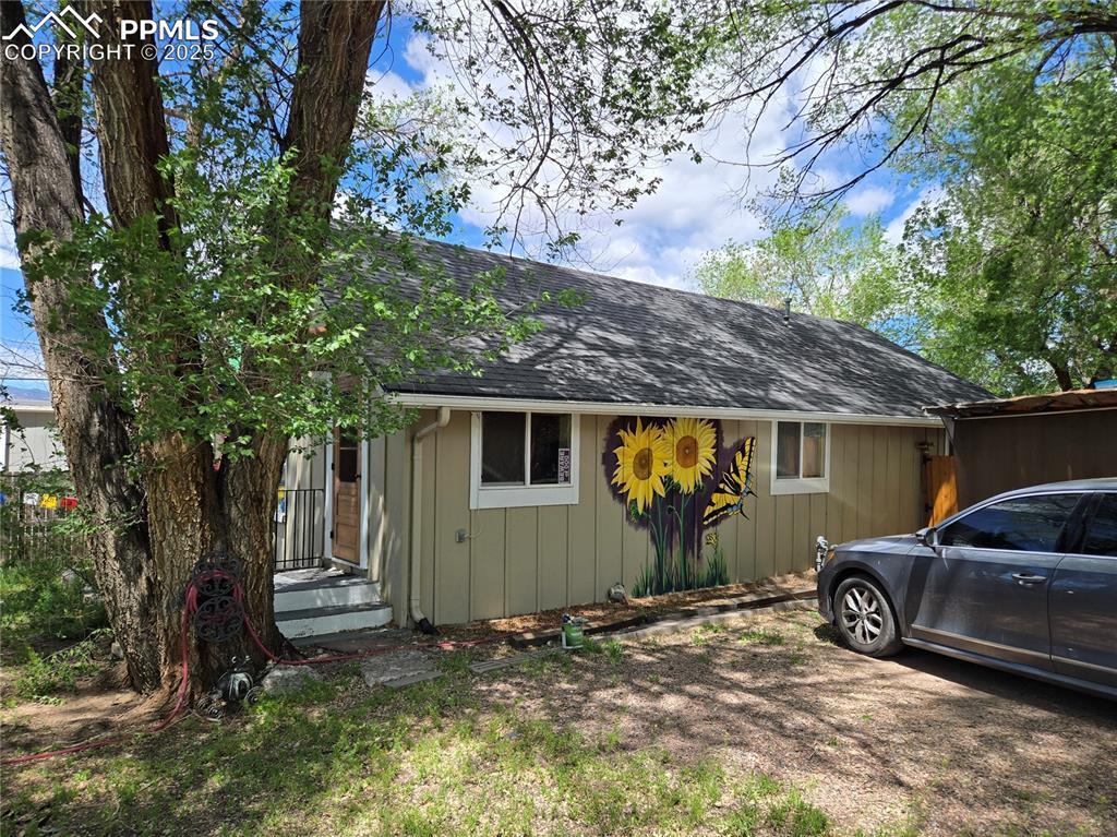 46 Sunflower Rd., Colorado Springs, CO 80907