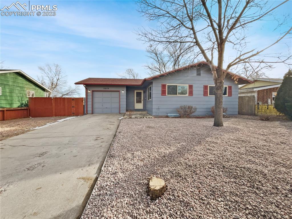 1619 Dixon Dr., Colorado Springs, CO 80909