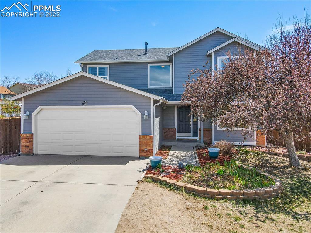 951 Pond Side Dr., Colorado Springs, CO 80911