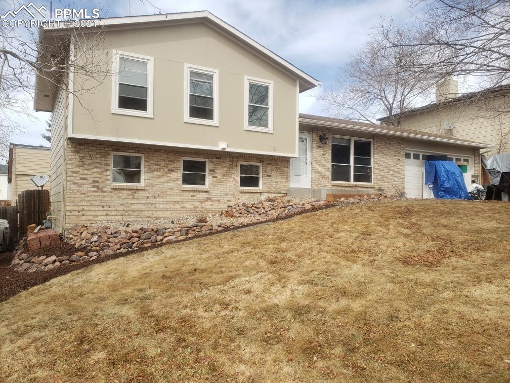 2430 Sunbird Dr., Colorado Springs, CO 80918