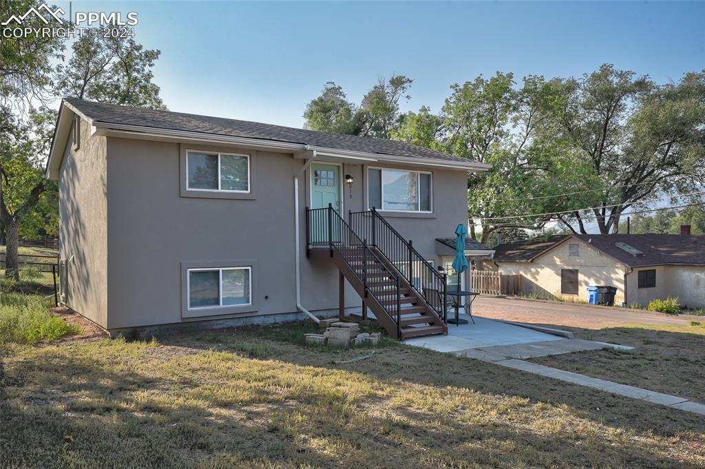 215 N 14th St., Colorado Springs, CO 80904