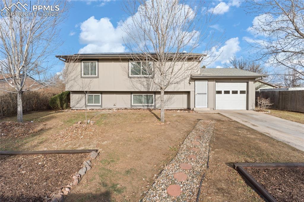 4930 Dewar Dr., Colorado Springs, CO 80916