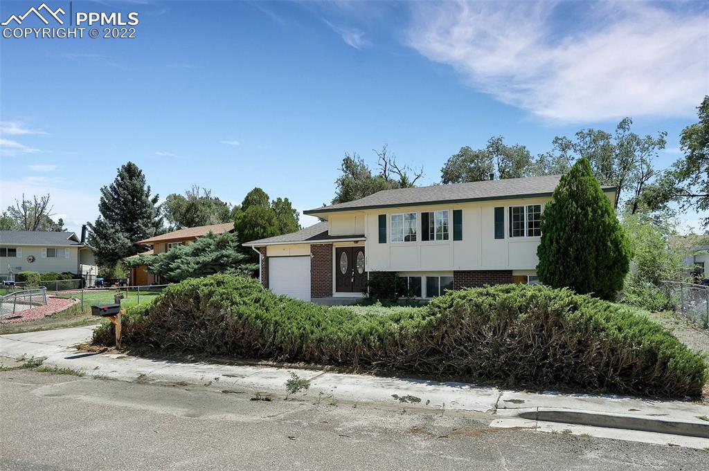 209 Dairy Ln., Colorado Springs, CO 80911