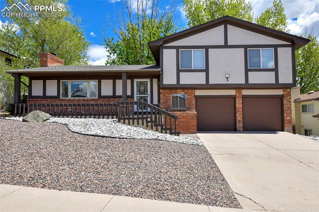 1417 Auburn Dr., Colorado Springs, CO 80909
