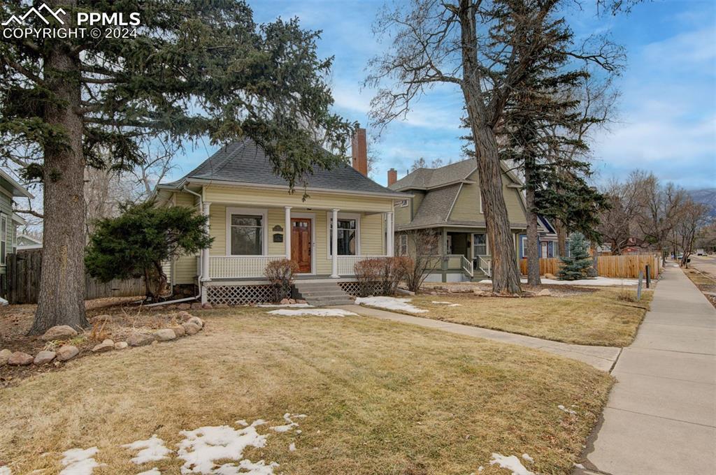 17 Cheyenne Blvd., Colorado Springs, CO 80905