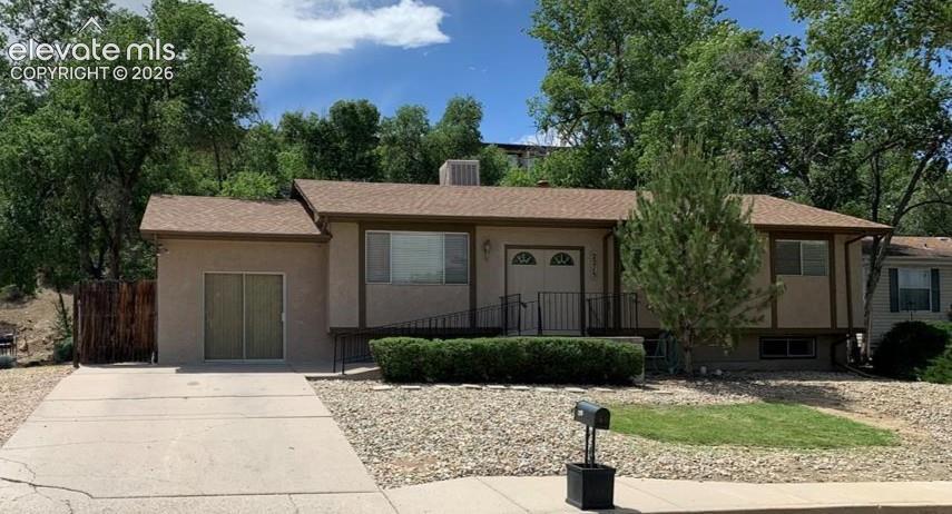2215 Montezuma Rd., Pueblo, CO 81003