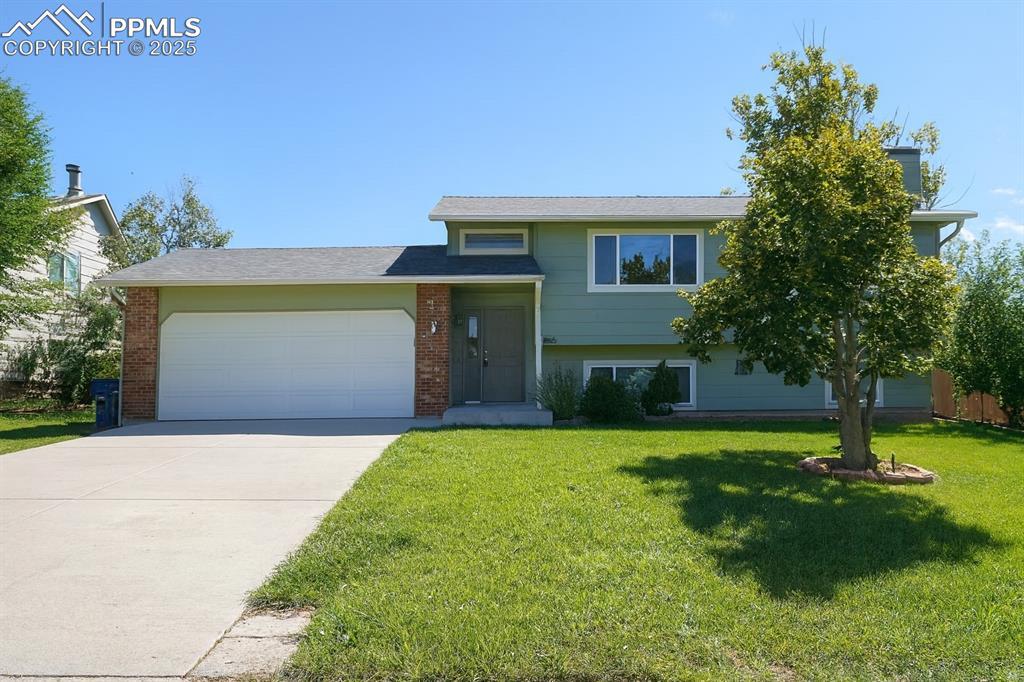 3865 Rosemere St., Colorado Springs, CO 80906