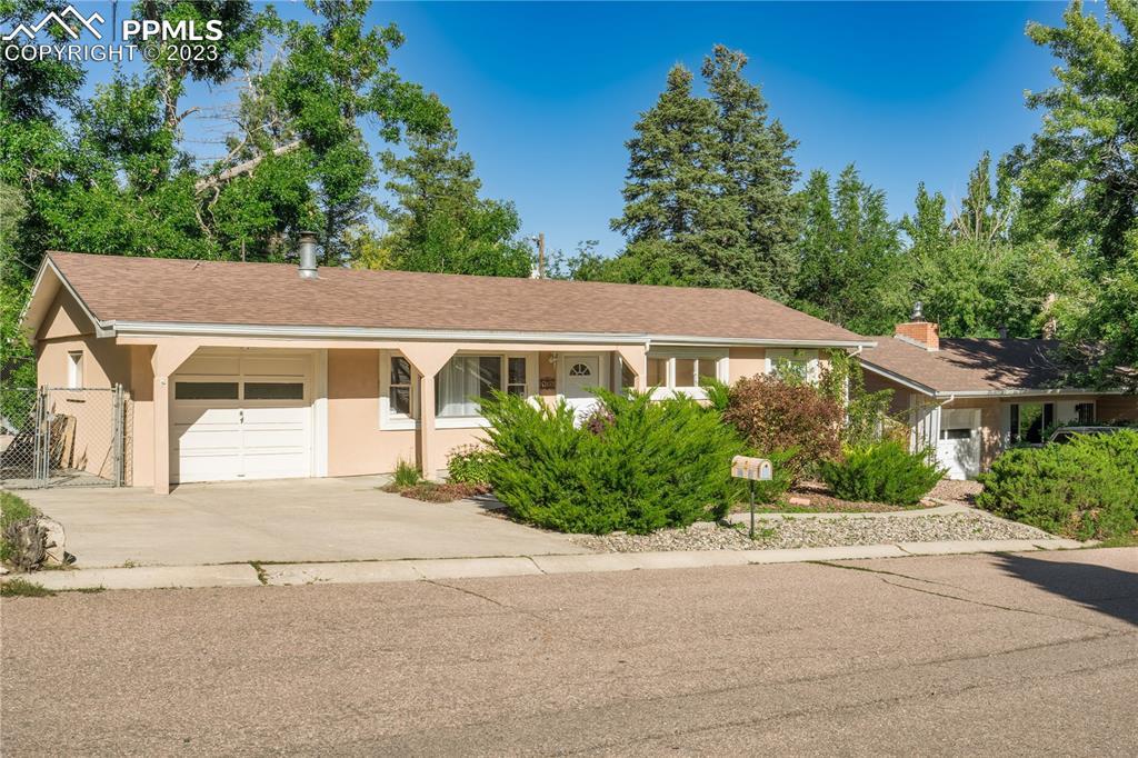 138 Pierce Dr., Colorado Springs, CO 80906