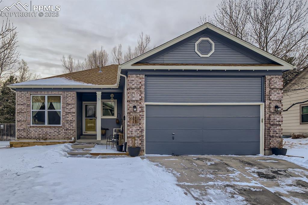 6431 Gemfield Dr., Colorado Springs, CO 80918