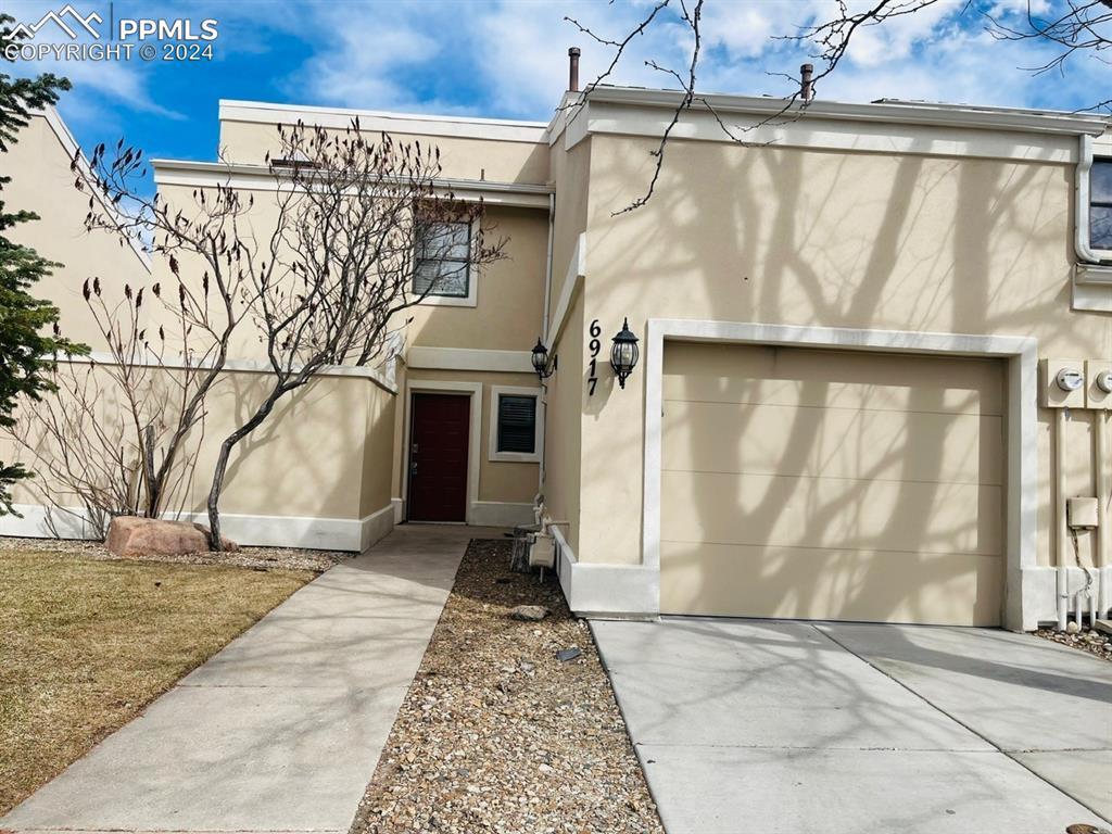6917 Gayle Lyn Ln., Colorado Springs, CO 80919