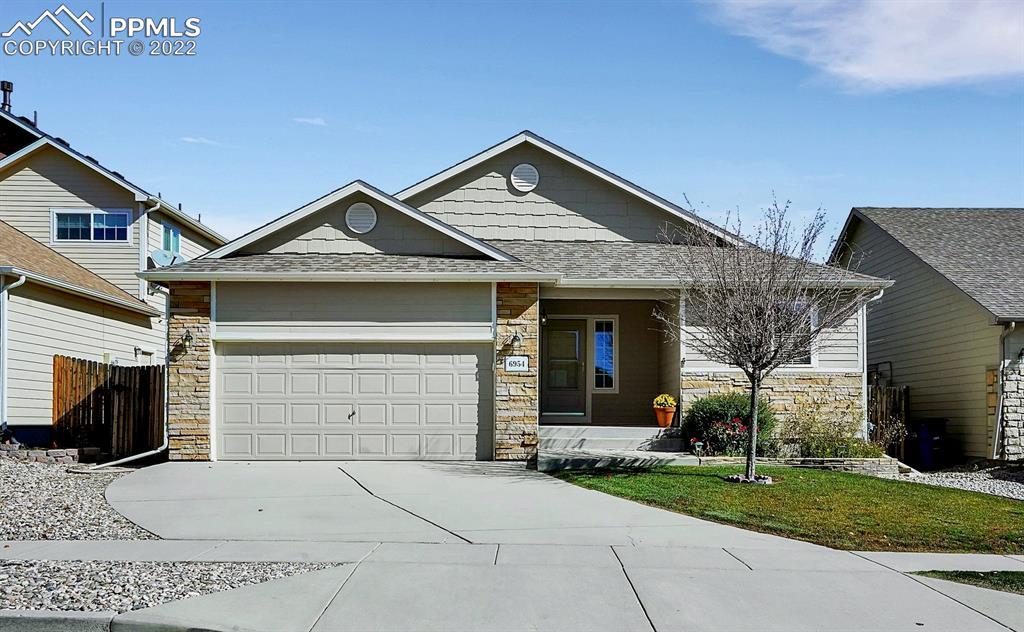 6954 Sierra Meadows Dr., Colorado Springs, CO 80908