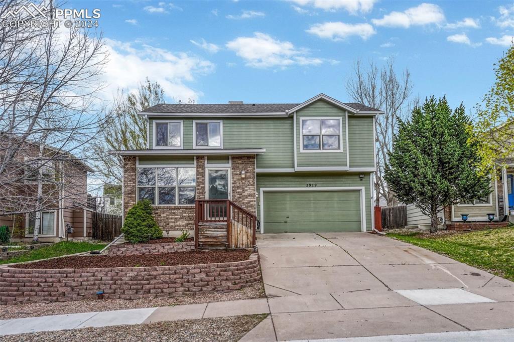 5929 Corinth Dr., Colorado Springs, CO 80923