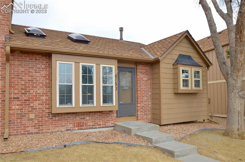 6733 Mountain Top Ln., Colorado Springs, CO 80919