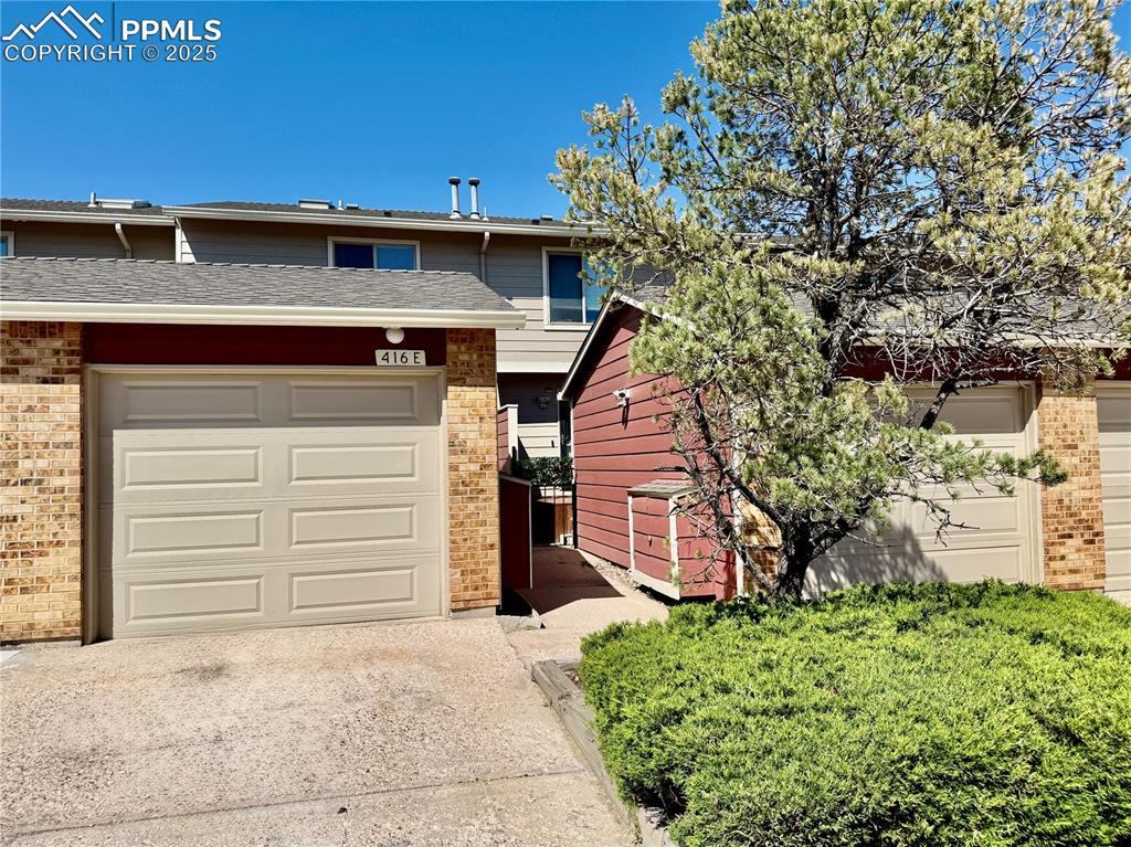 416 W Rockrimmon Blvd. #E, Colorado Springs, CO 80919