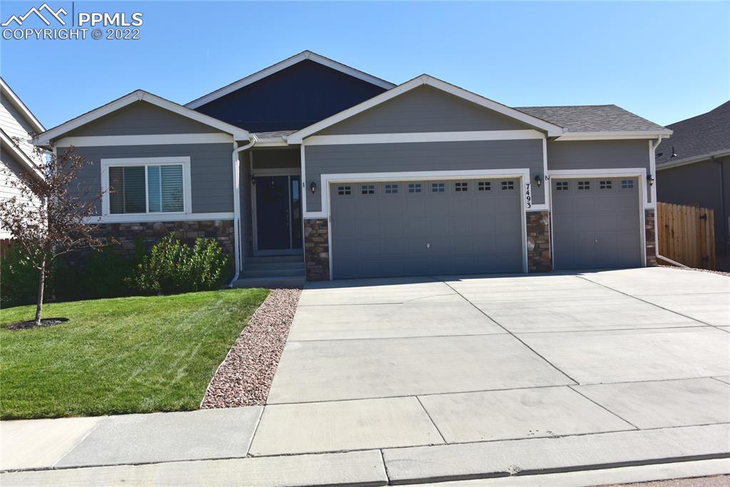 7493 Bigtooth Maple Dr., Colorado Springs, CO 80925