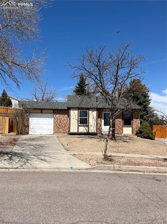 6898 Noble St., Colorado Springs, CO 80915