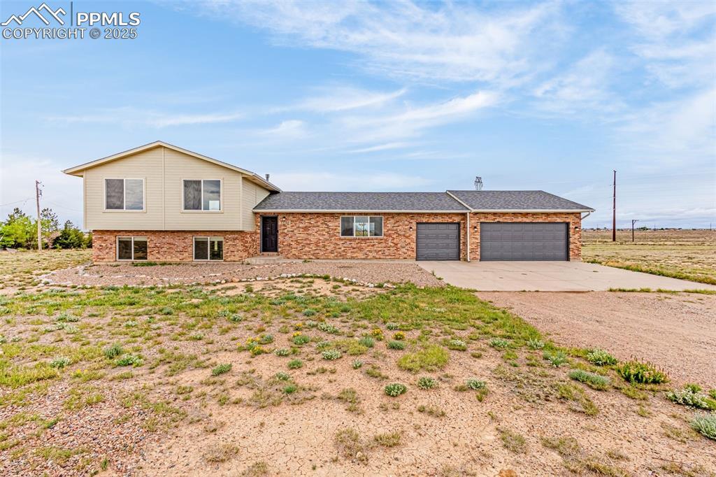 1090 E Linda Ave., Pueblo West, CO 81007
