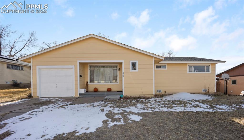 60 Loch Lomond Ln., Pueblo, CO 81001