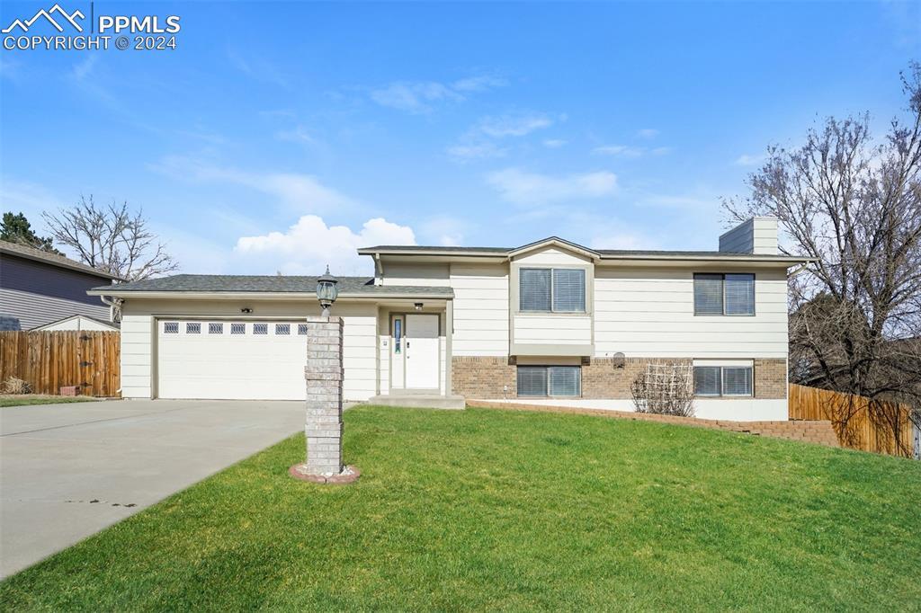 5440 Espano Dr., Colorado Springs, CO 80911