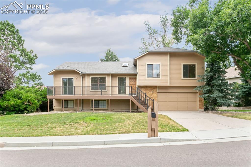 935 Popes Valley Dr., Colorado Springs, CO 80919