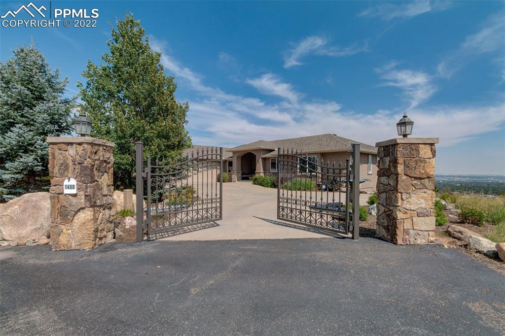 1450 Stardust Dr., Colorado Springs, CO 80905