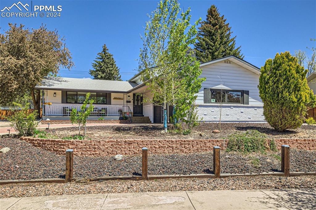 2526 Fairview Cir., Colorado Springs, CO 80909