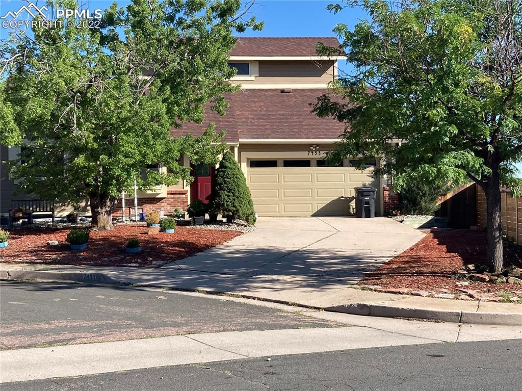 7453 Liberty Bell Dr., Colorado Springs, CO 80920