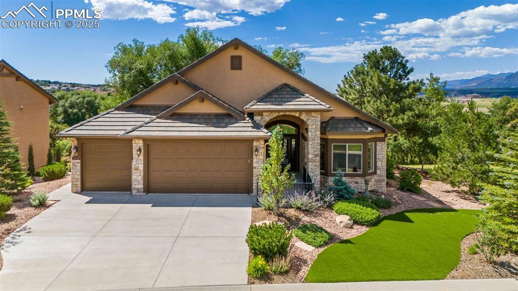 1635 Moveen Heights, Monument, CO 80132
