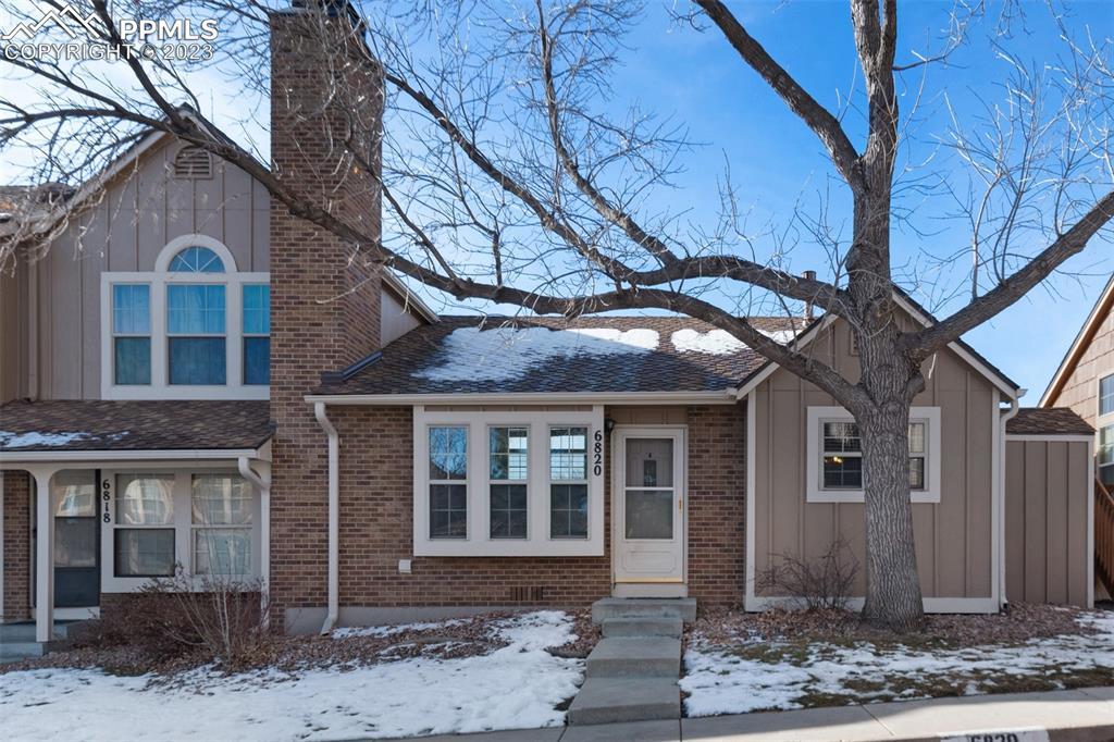 6820 Ravencrest Dr., Colorado Springs, CO 80919