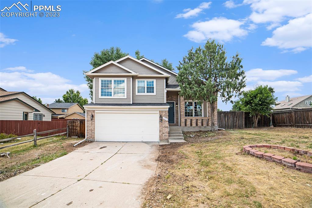 290 Peck Ct., Colorado Springs, CO 80911