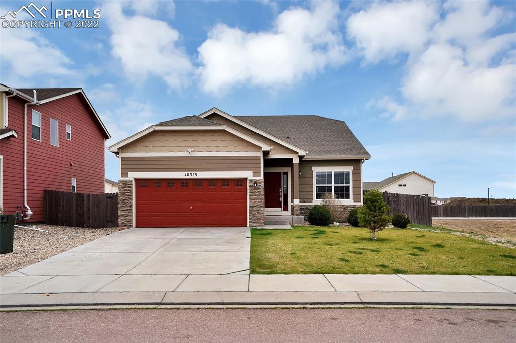 10319 Desert Bloom Way, Colorado Springs, CO 80925
