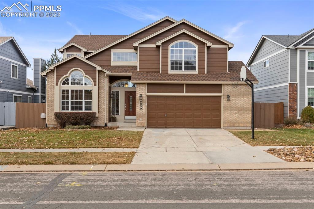 8950 Rochester Dr., Colorado Springs, CO 80920