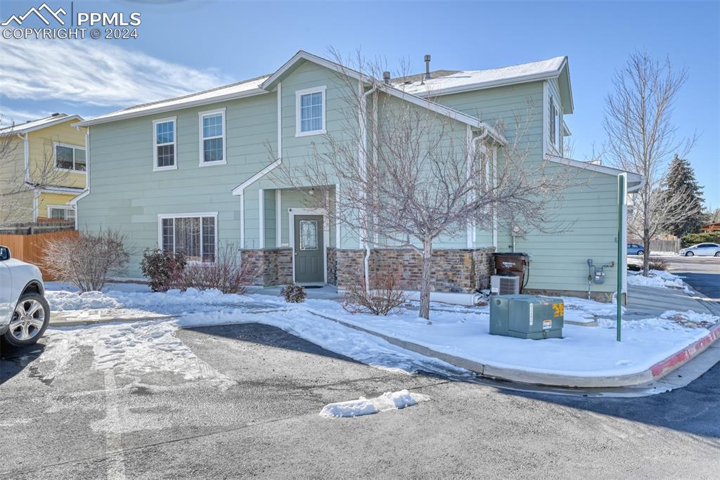 620 Hailey Glenn View, Colorado Springs, CO 80916