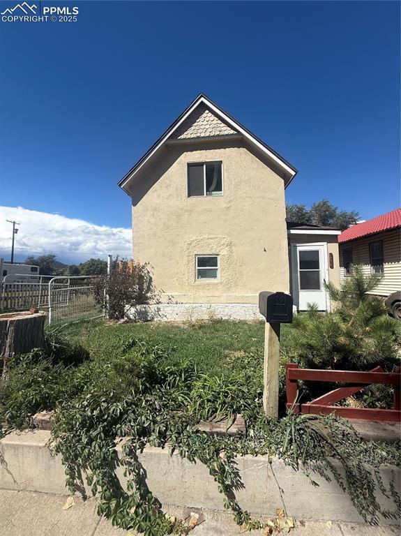 705 Prairie Ave., Trinidad, CO 81082